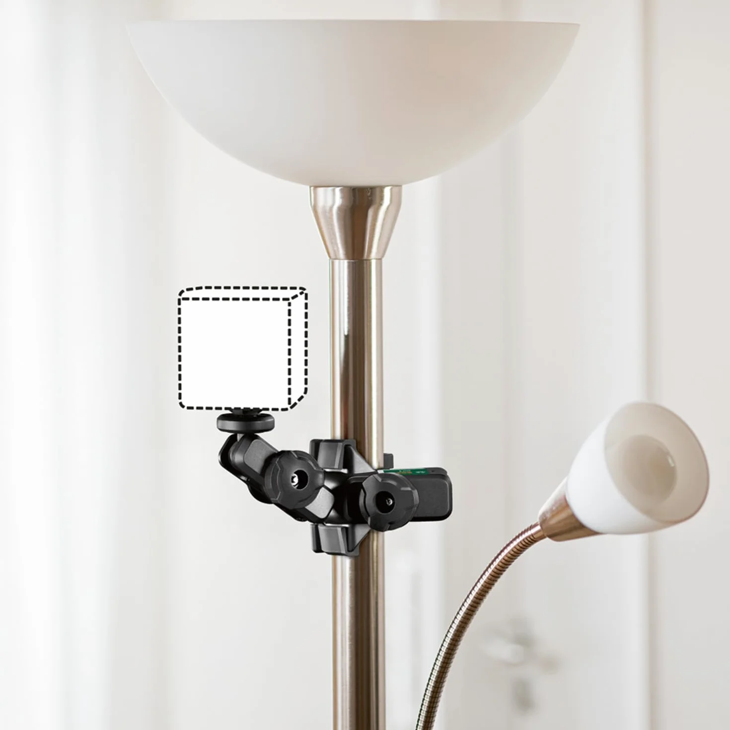 Bosch Universalklemme MM 2 (mit Klemmbereich 10-60 mm und Höhenverstellung 40-95 mm für schnelle und flexible Positionierung von Kreuzlinienlasern, im Karton)