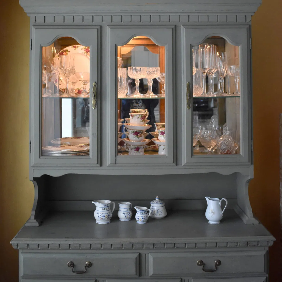 Shabby Chic Kreidefarbe 750 ml - Salbeigrün - Küchenmöbellack und Möbelfarbe ohne Schleifen. Wasserbasiertes Chalk Paint, für Holz & mehr mit hoher Deckkraft u. schnell trocknend