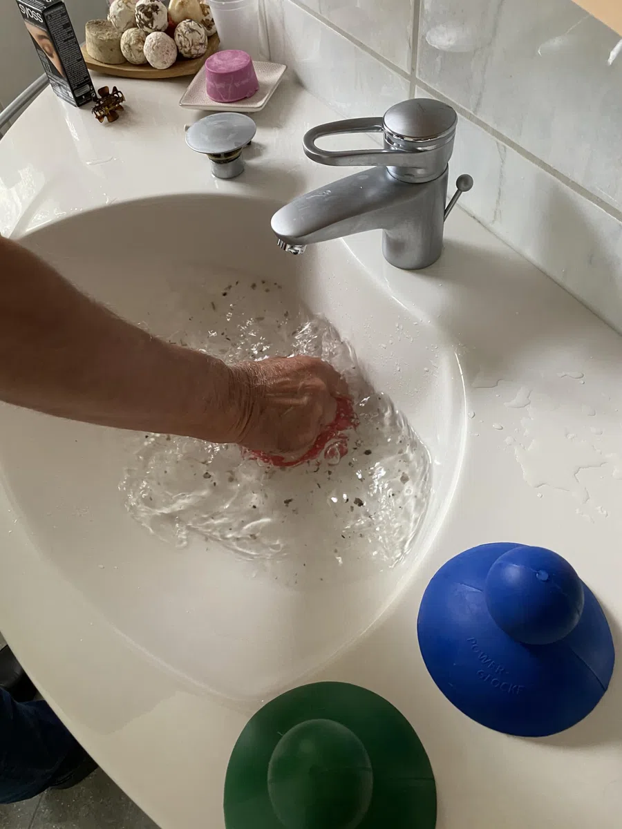 Die Power-Glocke, Pümpel, Saugglocke, Pömpel für Dusche, WC, Abflüsse und Waschbecken, sehr leistungsstark
