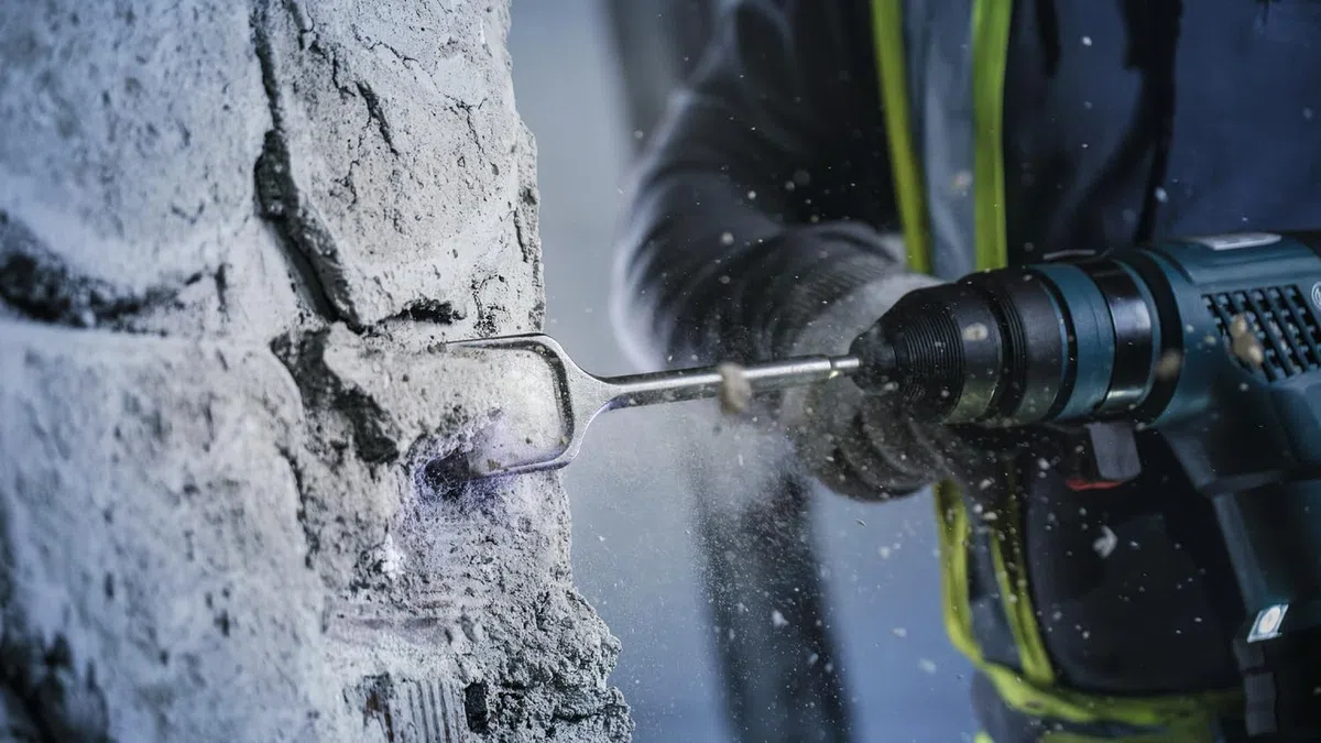 Bosch 1x PRO SDS plus-5C Spatmeißel (für Mörtel, Backstein, Ø mm, Professional Zubehör Bohrhammer, Abbruchhammer)