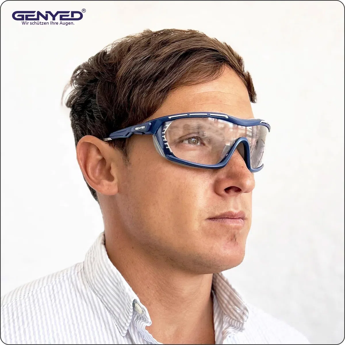 GENYED Arbeitsschutzbrille, Schutzbrille mit UV400-Antibeschlag-Anti-Kratz-Linse, CE EN166 zertifiziert, Weiche Dichtung, verstellbaren Bügeln, Arbeitsbrille, Sicherheitsbrille