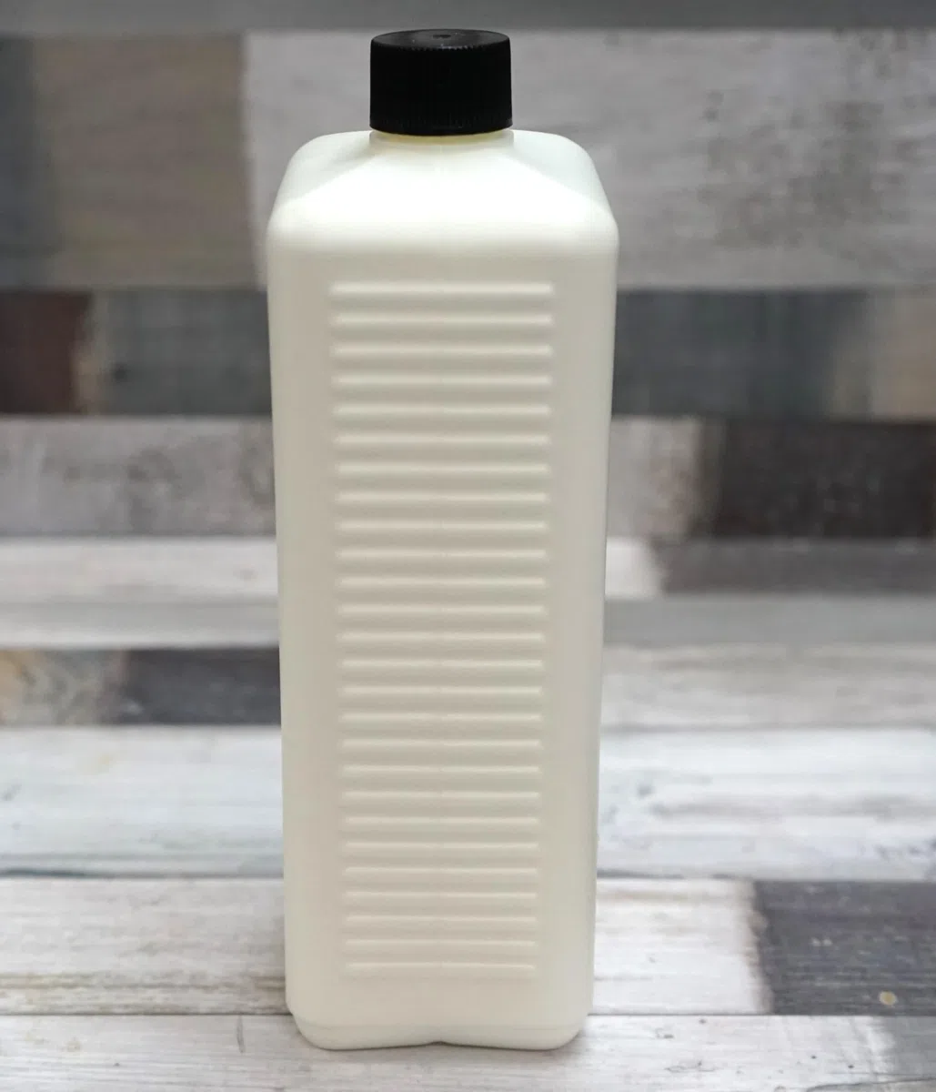 Latex-24 Flüssiglatex Dickflüssig, 1 Liter, Low-Ammoniak, Naturfarbe, für Abformungen, Formenbau, Textil-Beschichtungen, Filzen, ABS, LARP, Gummi, Semi-Transparent