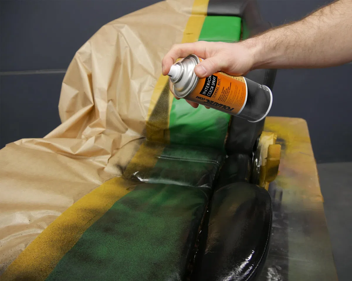 Foliatec Interior Color Spray Farbspray für Kunststoffe, Kunstleder und Leder, schwarz matt, 400 ml